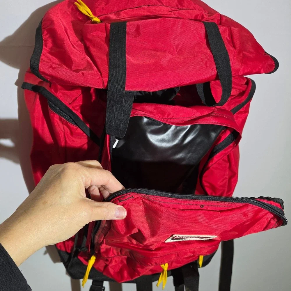 Marlboro Adventure Team Backpack Large Red Vintage Hiking Internal Frame
